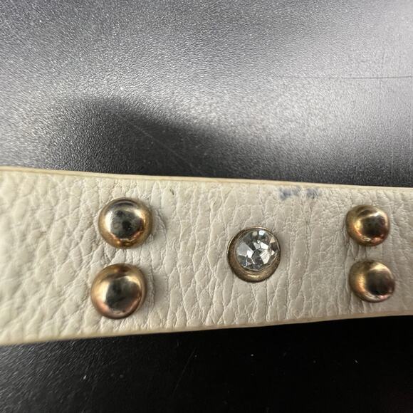 Yik Fung Rhinestone Studded Love White Leather Wrap Bracelet Snap Closure - Picture 7 of 11